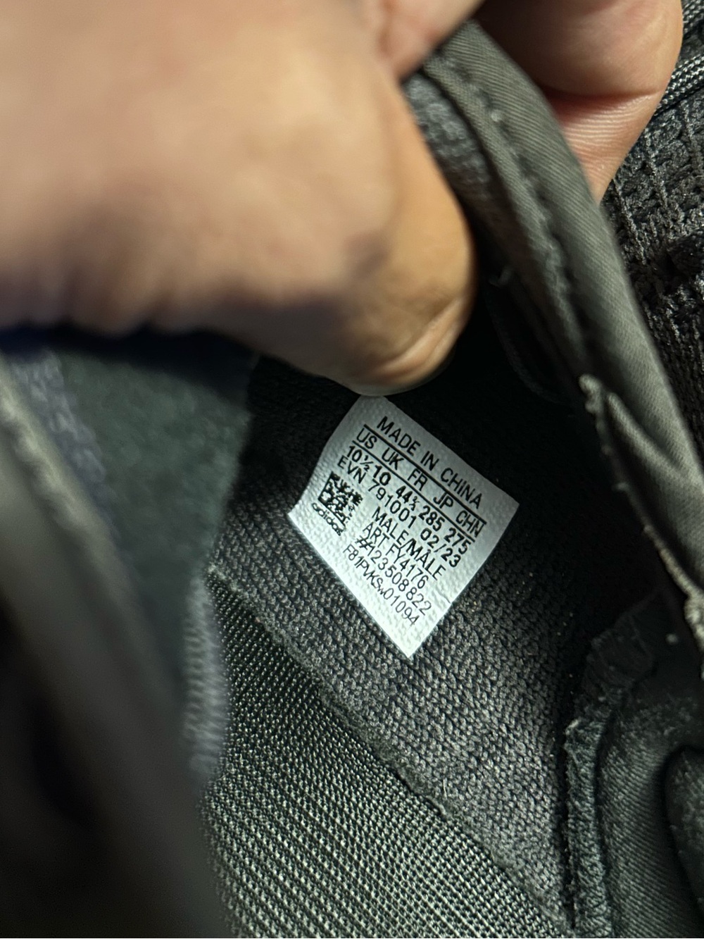 β¨ #Exclusive #Yeezy #350 #Galaxy #Cinder #Size 10 1/2 #NoBox #LikeNew - Picture 6 of 10